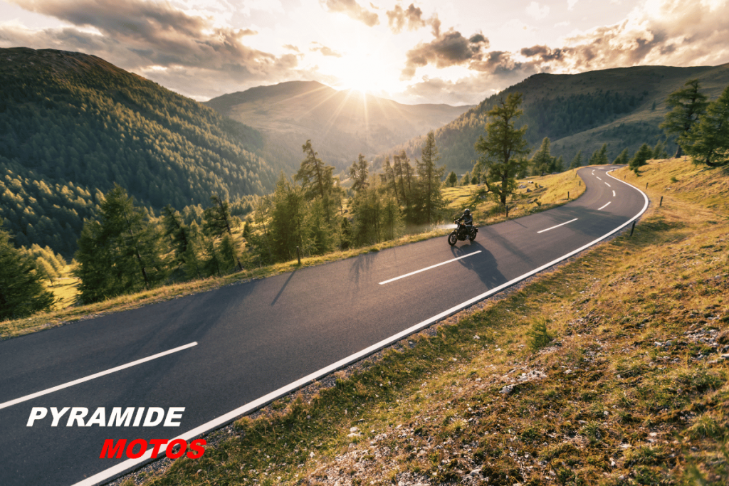 Préparer sa moto pour un road trip - Pyramide Motos