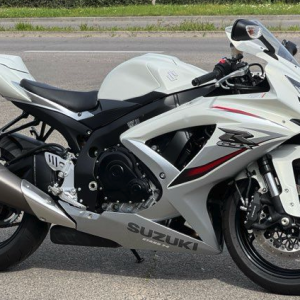 Suzuki GSX-R 750 2009 - Pyramide Motos